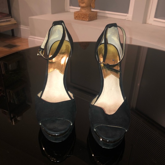 Womens size 10 Michael Kors black platforms - Picture 4 of 5